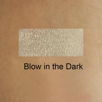 Blow in The Dark - Duo Chrome Eye Shadow