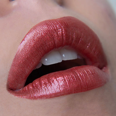 Marilyn Mon Amie - Blood Orange Red Metallic Liquid Lipstick